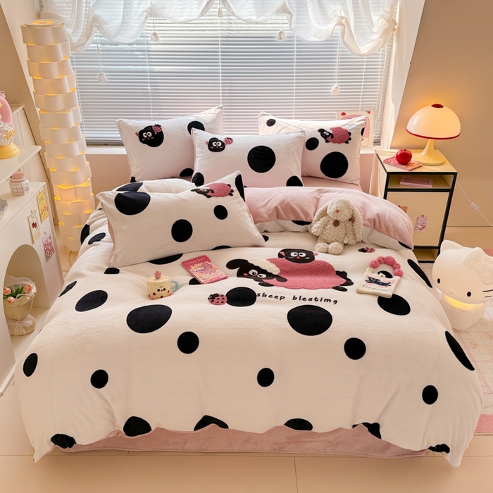 懒猫家纺 2025新款印花牛奶绒毛巾绣四件套 小羊咩咩