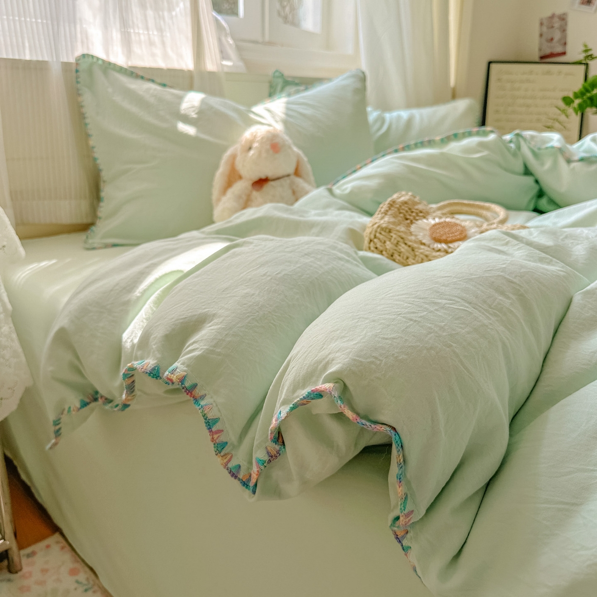 91家纺网 家纺一手货源 找家纺 冕悠家纺 2025新款A类七彩贝壳边水洗棉四件套 七彩-春芜绿