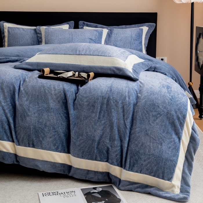 91家纺网 家纺一手货源 找家纺 （总）懒猫家纺 2025新款牛奶绒拼角印花轻奢风四件套