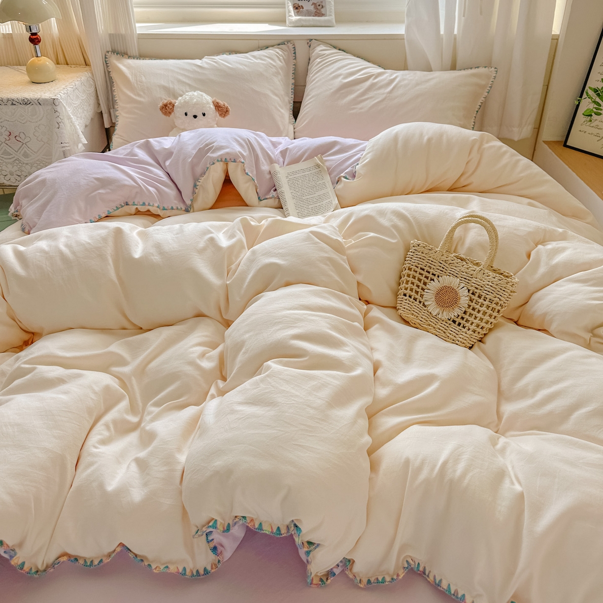 91家纺网 家纺一手货源 找家纺 冕悠家纺 2025新款A类七彩贝壳边水洗棉四件套 七彩-暮山紫芝士粉