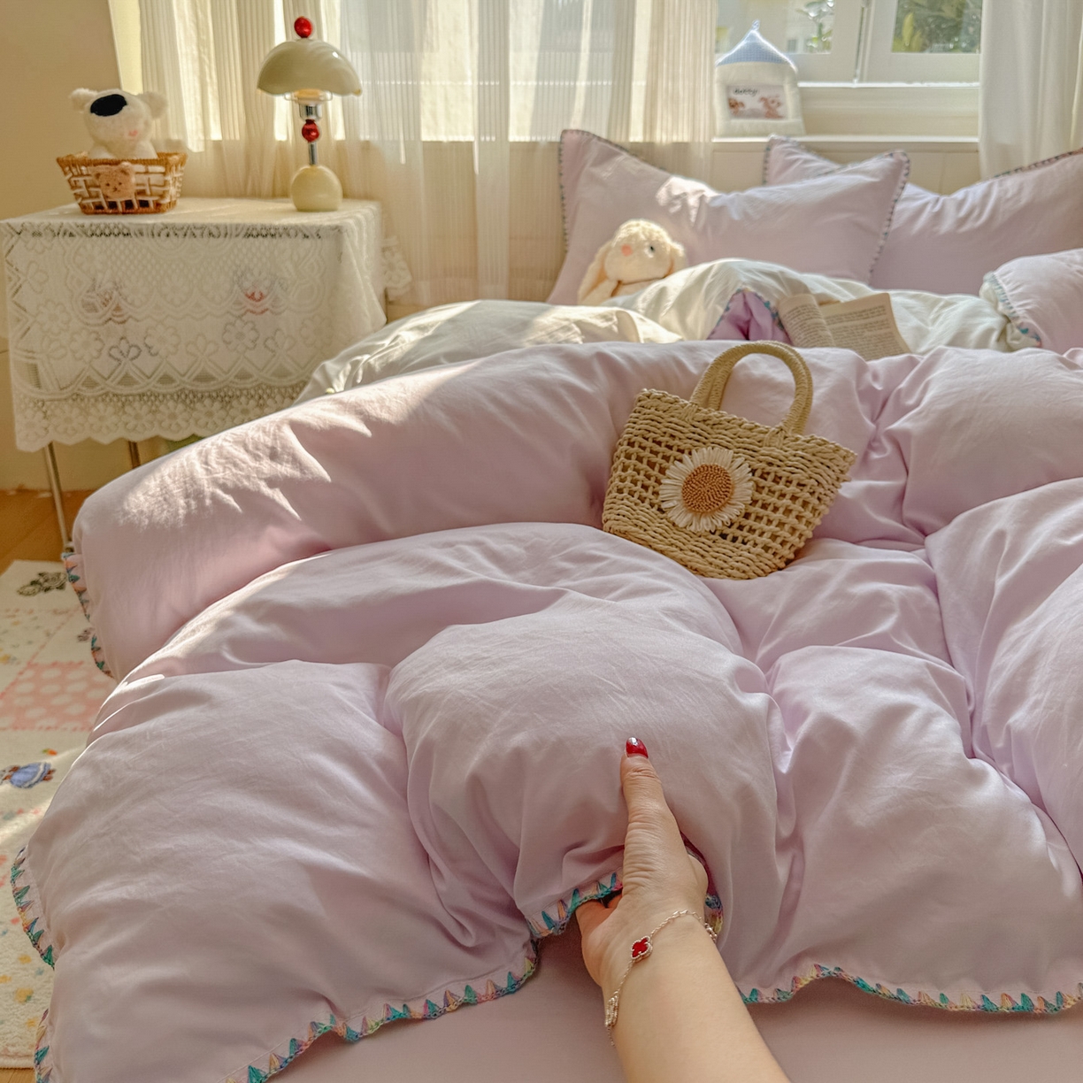 91家纺网 家纺一手货源 找家纺 冕悠家纺 2025新款A类七彩贝壳边水洗棉四件套 七彩-奶白暮山紫