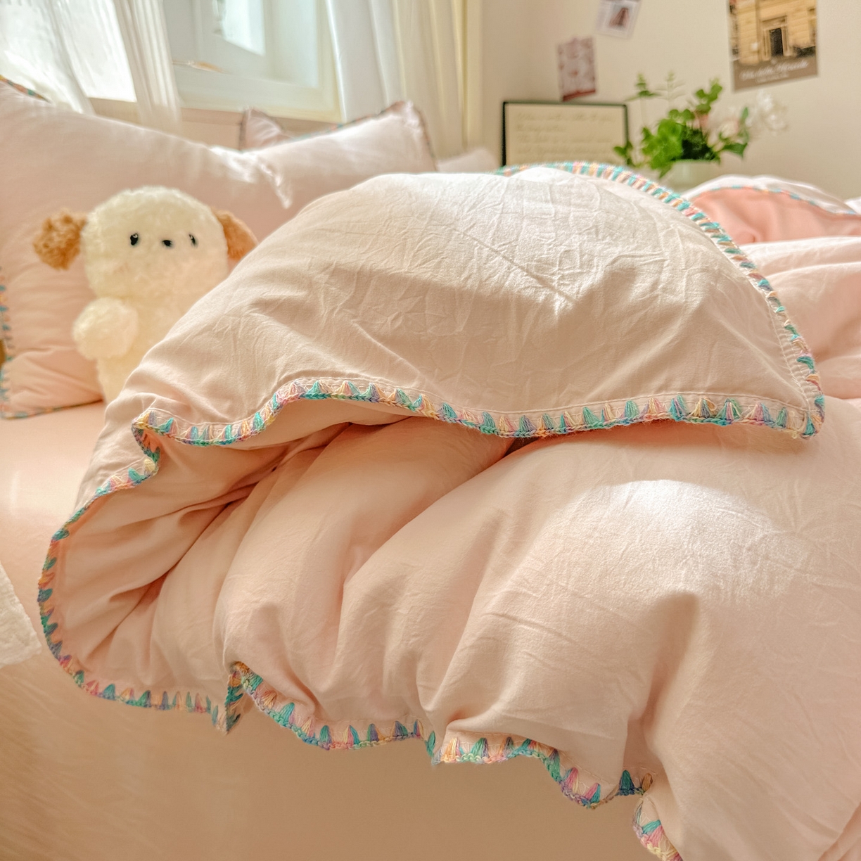91家纺网 家纺一手货源 找家纺 冕悠家纺 2025新款A类七彩贝壳边水洗棉四件套 七彩-藕粉
