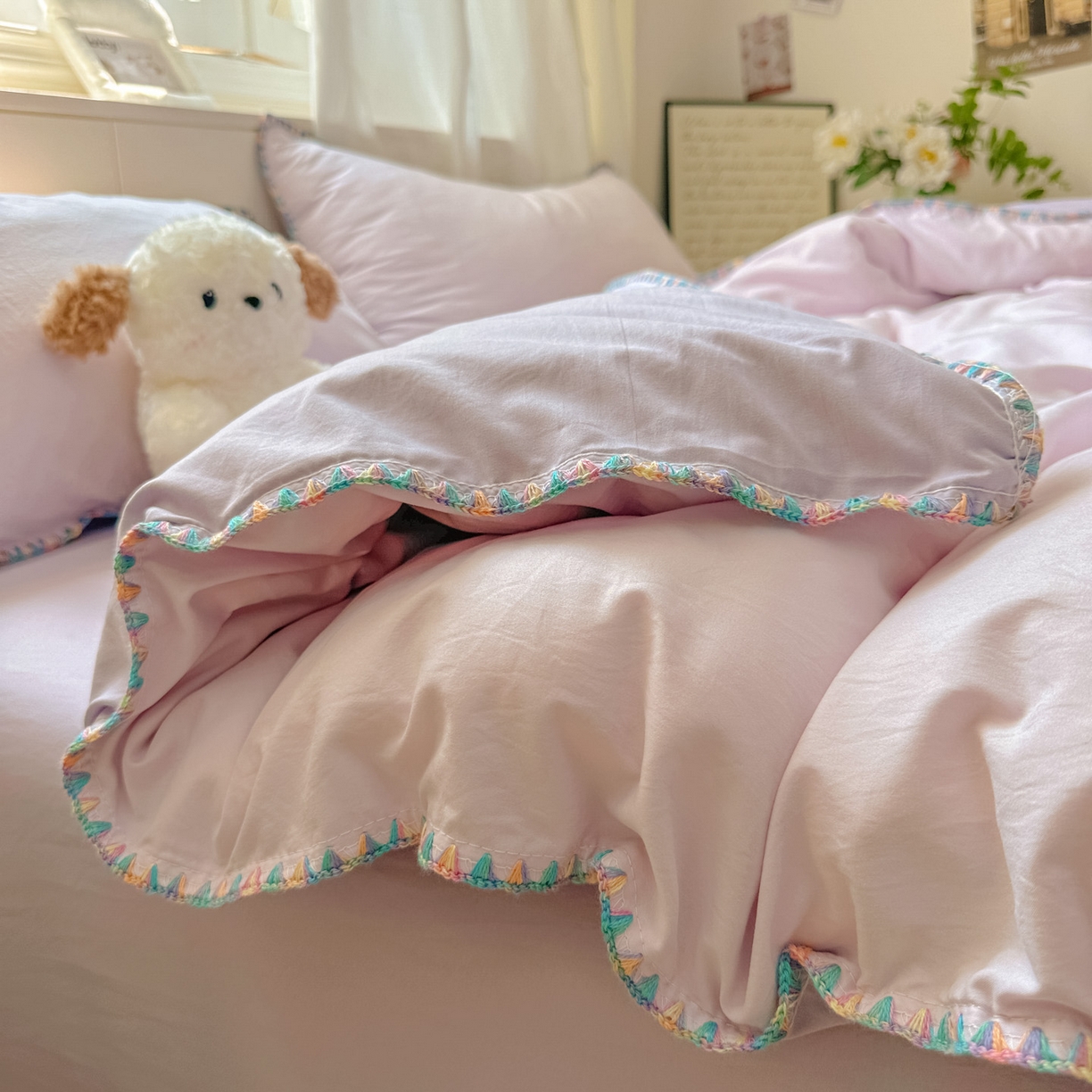 91家纺网 家纺一手货源 找家纺 冕悠家纺 2025新款A类七彩贝壳边水洗棉四件套 七彩-深紫暮山紫