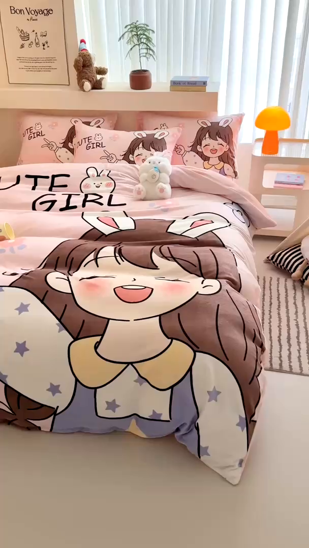 91家纺网 家纺一手货源 找家纺 茉保家纺 2025新款大板卡通加厚牛奶绒印花四件套 活泼女孩