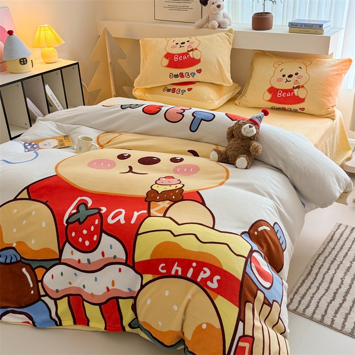 91家纺网 家纺一手货源 找家纺 茉保家纺 2025新款大板卡通加厚牛奶绒印花四件套 熊熊零食