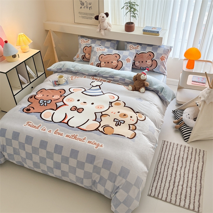 91家纺网 家纺一手货源 找家纺 茉保家纺 2025新款大板卡通加厚牛奶绒印花四件套 熊熊party