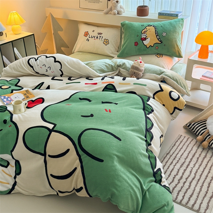 91家纺网 家纺一手货源 找家纺 茉保家纺 2025新款大板卡通加厚牛奶绒印花四件套 友爱龙龙