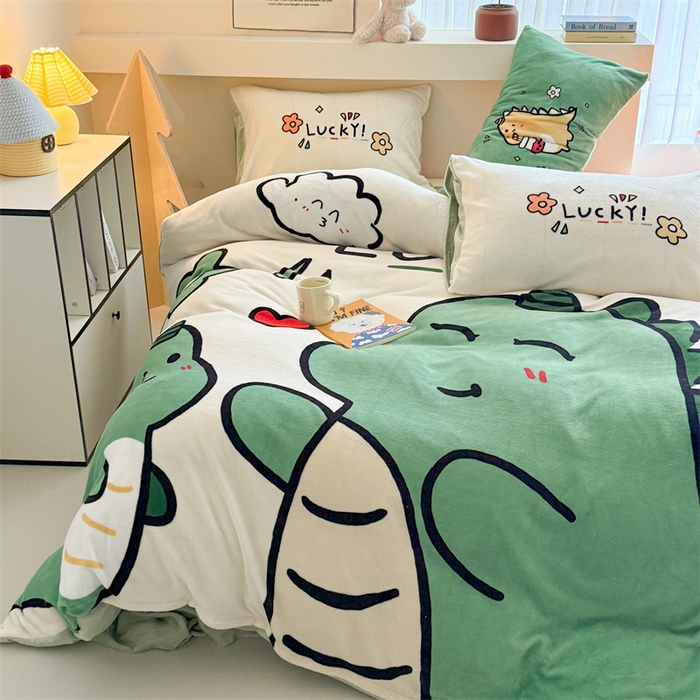 91家纺网 家纺一手货源 找家纺 茉保家纺 2025新款大板卡通加厚牛奶绒印花四件套 友爱龙龙