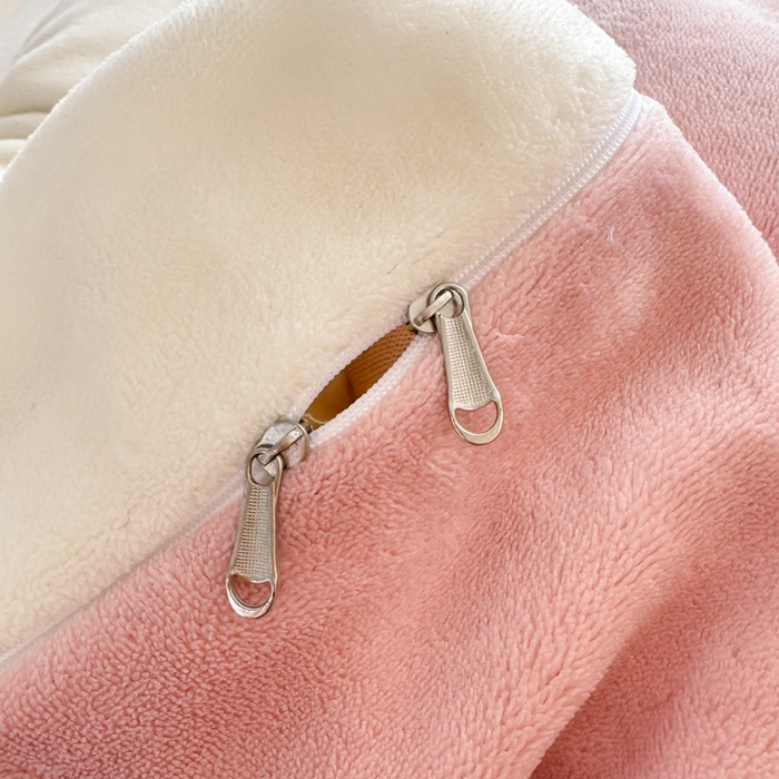 91家纺网 家纺一手货源 找家纺 懒猫家纺 2025新款牛奶绒毛巾绣四件套 粉红爱心