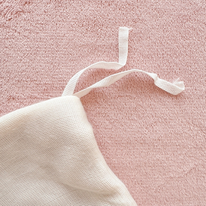 91家纺网 家纺一手货源 找家纺 懒猫家纺 2025新款牛奶绒毛巾绣四件套 粉红爱心