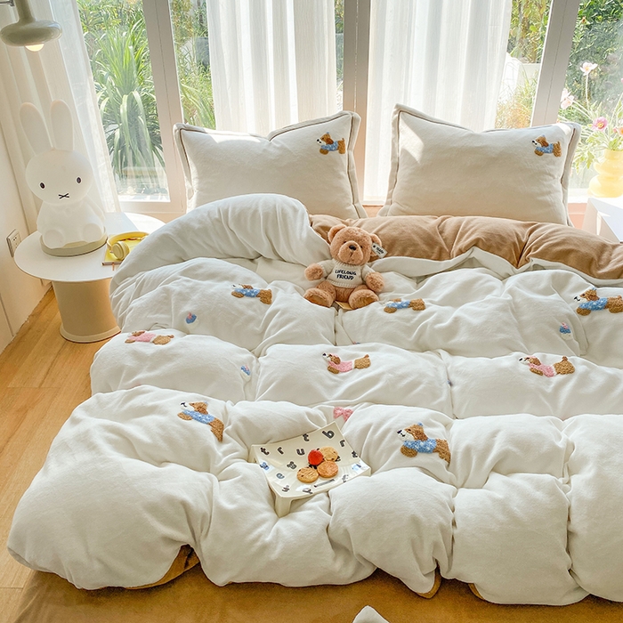 91家纺网 家纺一手货源 找家纺 （总）人人爱家纺 2025新款牛奶绒绣花四件套