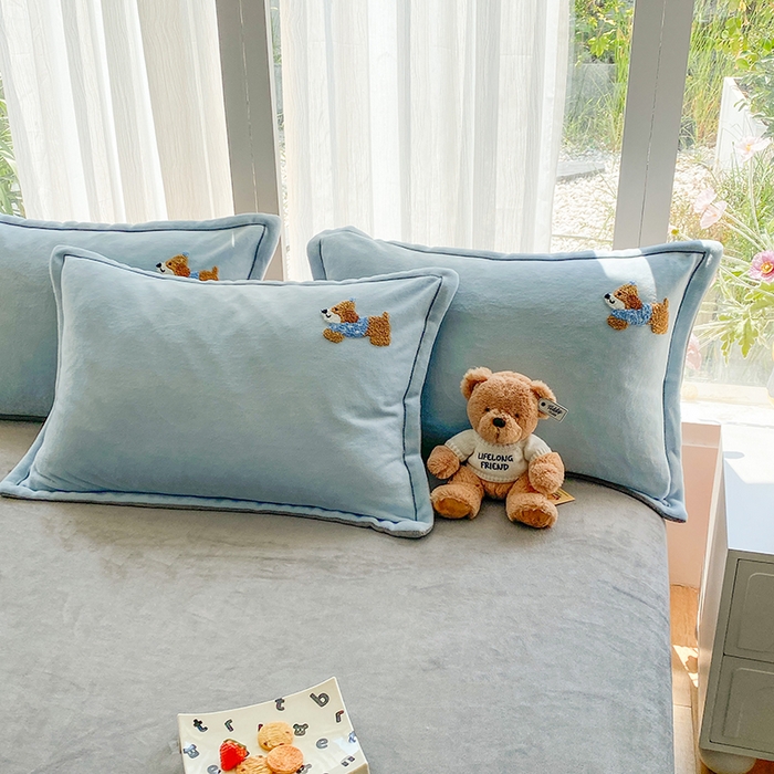 91家纺网 家纺一手货源 找家纺 （总）人人爱家纺 2025新款牛奶绒绣花四件套