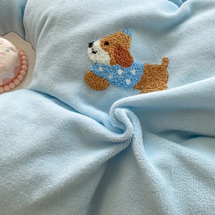 91家纺网 家纺一手货源 找家纺 （总）人人爱家纺 2025新款牛奶绒绣花四件套