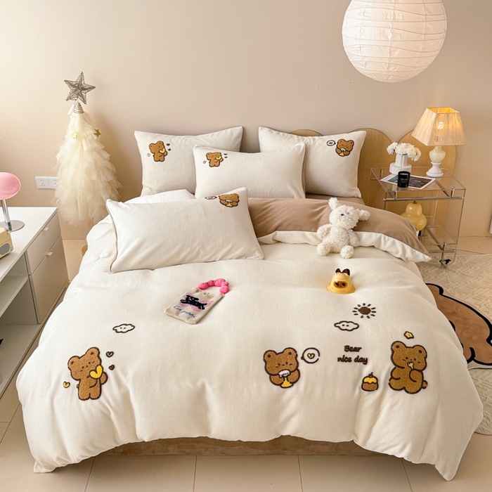 懒猫家纺 2025新款牛奶绒毛巾绣四件套 美好熊熊