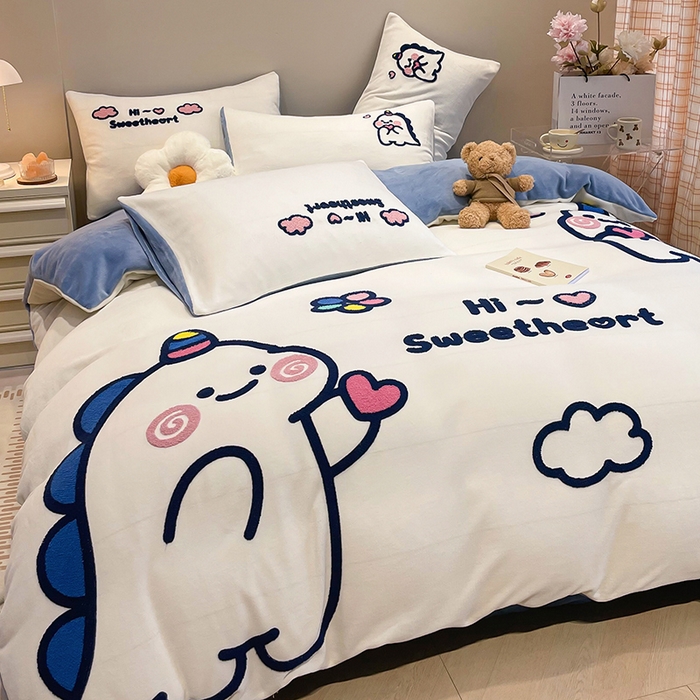 91家纺网 家纺一手货源 找家纺 懒猫家纺 2025新款牛奶绒毛巾绣四件套 萌宠