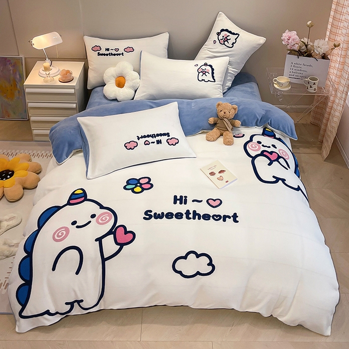 91家纺网 家纺一手货源 找家纺 懒猫家纺 2025新款牛奶绒毛巾绣四件套 萌宠