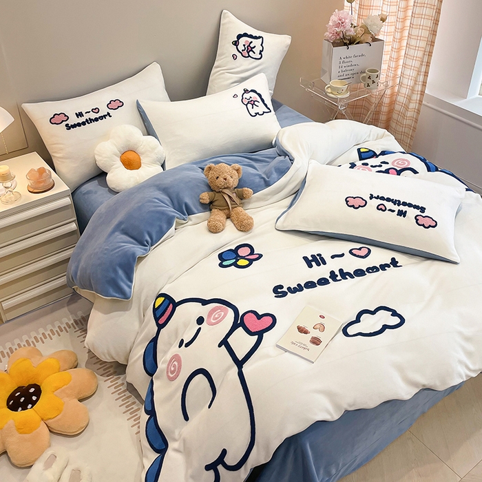 91家纺网 家纺一手货源 找家纺 懒猫家纺 2025新款牛奶绒毛巾绣四件套 萌宠