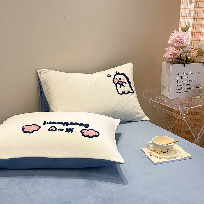 91家纺网 家纺一手货源 找家纺 懒猫家纺 2025新款牛奶绒毛巾绣四件套 萌宠