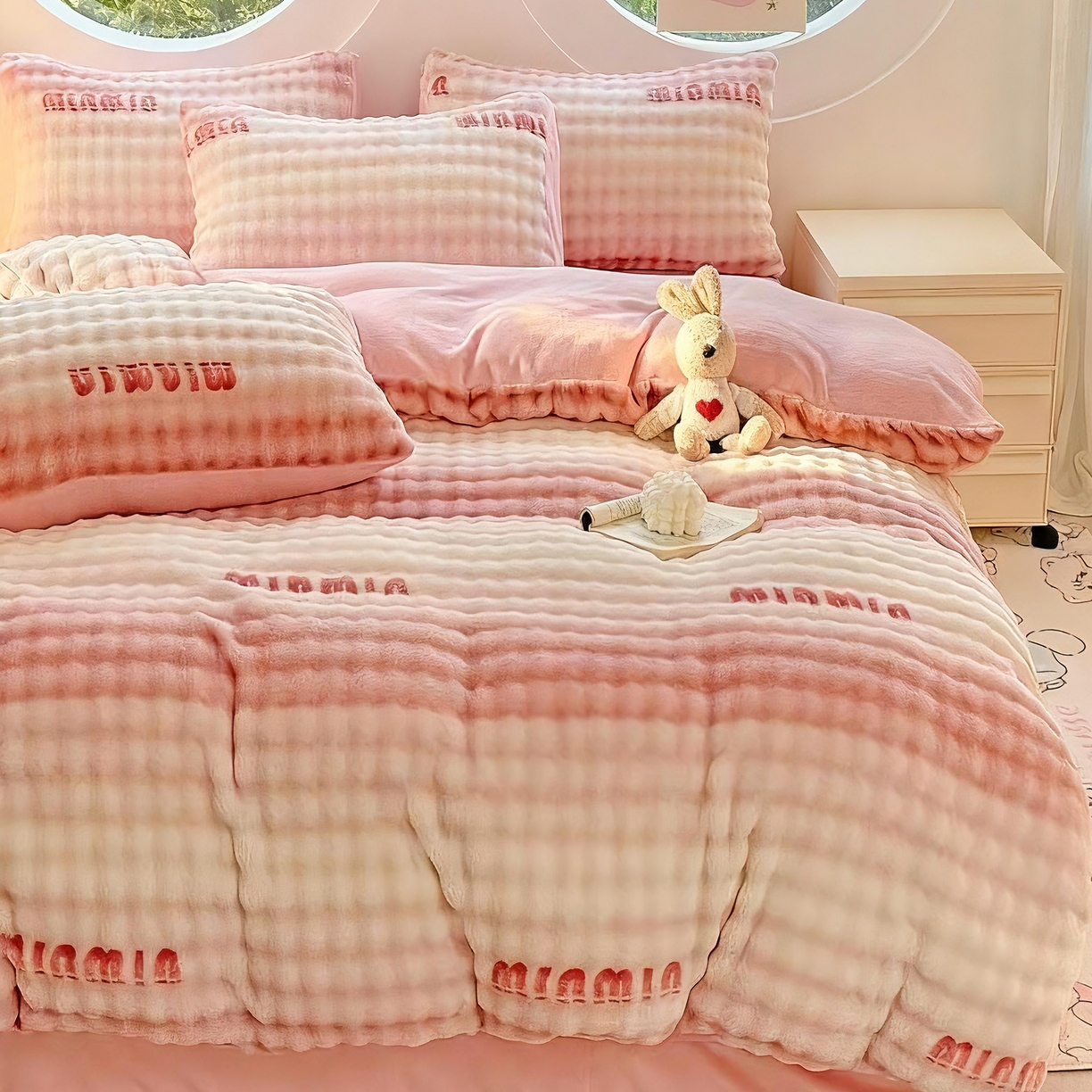 91家纺网 家纺一手货源 找家纺 （总）梦纤绒 2025新款保暖舒适亲肤泡泡绒四件套