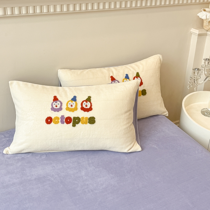 91家纺网 家纺一手货源 找家纺 懒猫家纺 2025新款牛奶绒毛巾绣四件套 五彩波点