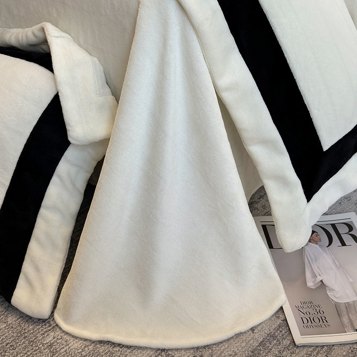 91家纺网 家纺一手货源 找家纺 （总）懒猫家纺 2025新款轻奢拼接牛奶绒四件套-缪斯