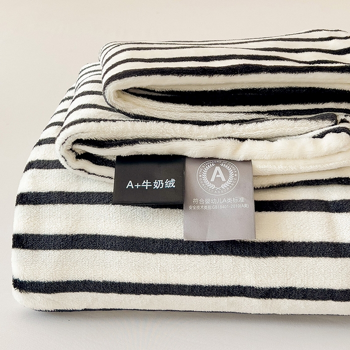 91家纺网 家纺一手货源 找家纺 （总）芷凡家纺 2025新款A类牛奶绒纯色条纹格子床单