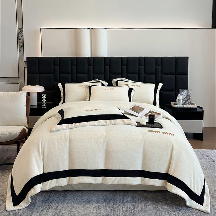 91家纺网 家纺一手货源 找家纺 （总）懒猫家纺 2025新款轻奢拼接牛奶绒四件套-缪斯