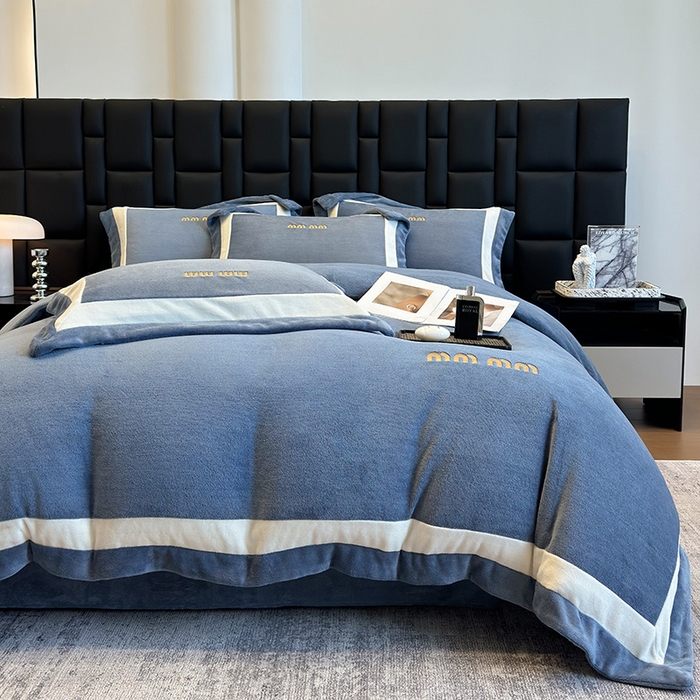 91家纺网 家纺一手货源 找家纺 懒猫家纺 2025新款轻奢拼接牛奶绒四件套-缪斯 缪斯-海珀蓝