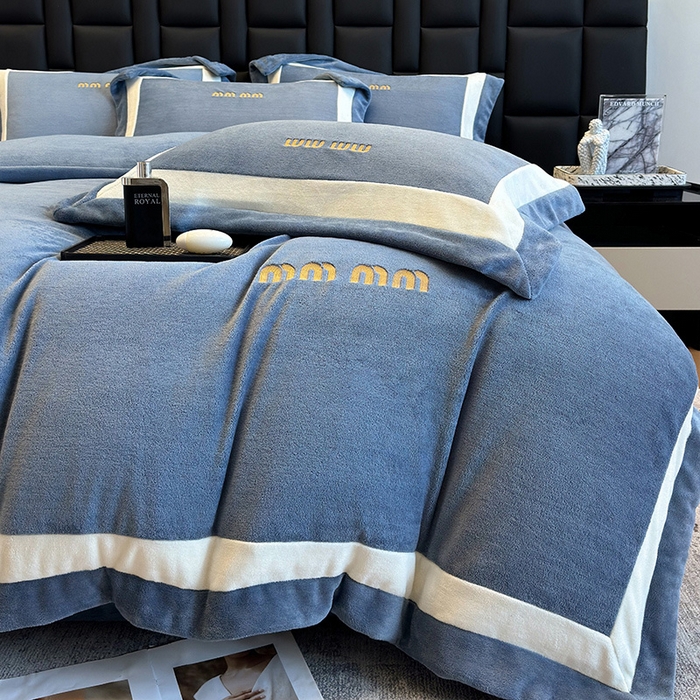 91家纺网 家纺一手货源 找家纺 懒猫家纺 2025新款轻奢拼接牛奶绒四件套-缪斯 缪斯-海珀蓝