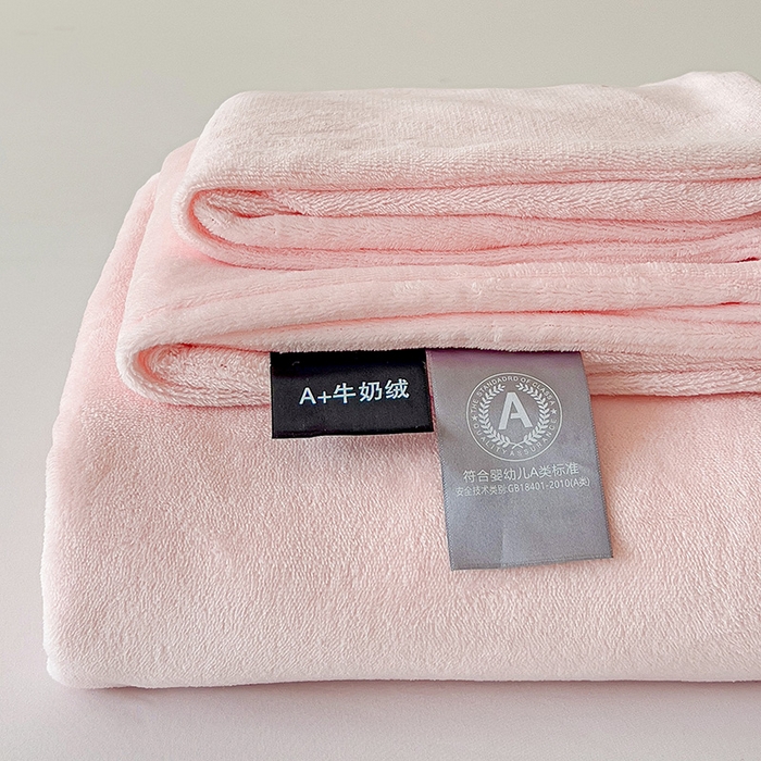 91家纺网 家纺一手货源 找家纺 （总）芷凡家纺 2025新款A类牛奶绒纯色条纹格子床单