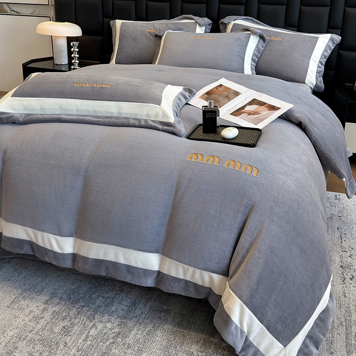 91家纺网 家纺一手货源 找家纺 懒猫家纺 2025新款轻奢拼接牛奶绒四件套-缪斯 缪斯-霜林灰