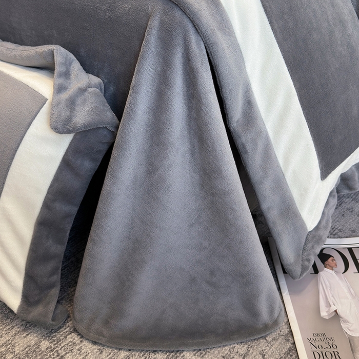 91家纺网 家纺一手货源 找家纺 懒猫家纺 2025新款轻奢拼接牛奶绒四件套-缪斯 缪斯-霜林灰