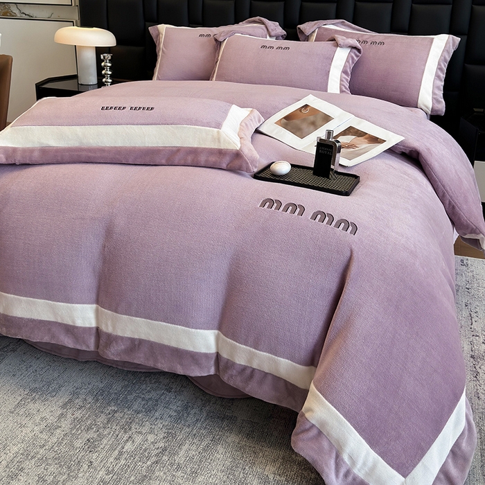 91家纺网 家纺一手货源 找家纺 懒猫家纺 2025新款轻奢拼接牛奶绒四件套-缪斯 缪斯-芋米露