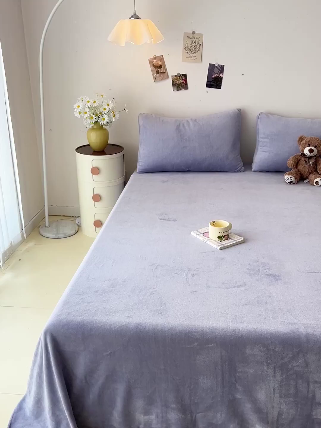 91家纺网 家纺一手货源 找家纺 芷凡家纺 2025新款A类牛奶绒纯色条纹格子床单 牛奶绒床单-奶紫