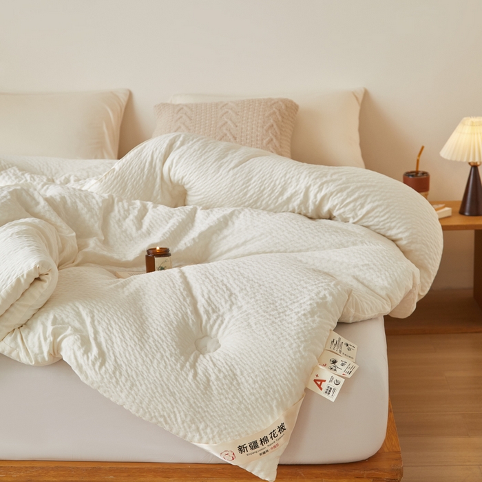 91家纺网 家纺一手货源 找家纺 大彩家居 2025新款A类亲肤泡泡纱棉花被被子被芯 白色