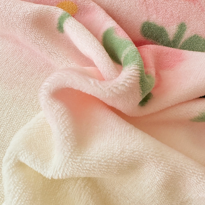 91家纺网 家纺一手货源 找家纺 懒猫家纺 2025新款牛奶绒印花刺绣四件套 花花世界