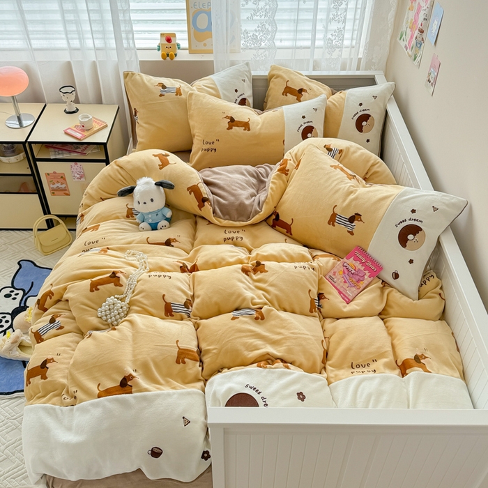 懒猫家纺 2025新款牛奶绒印花刺绣四件套 腊肠狗狗