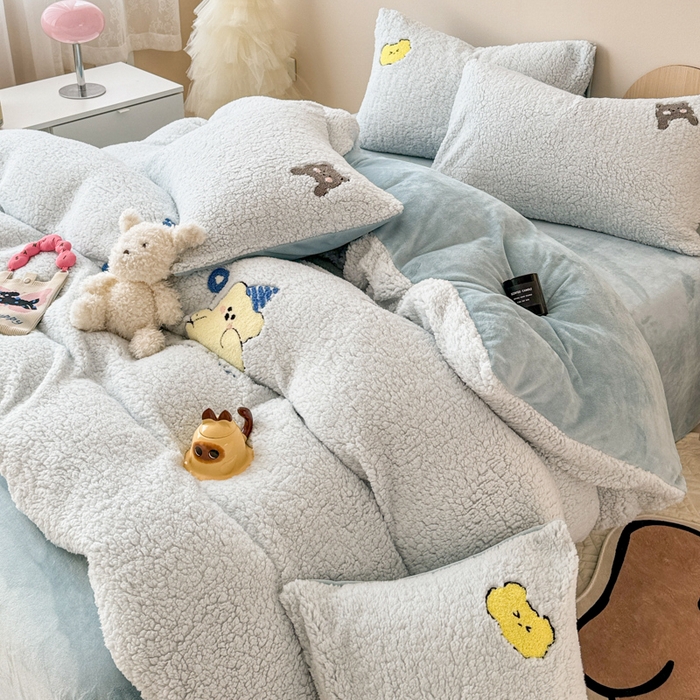 91家纺网 家纺一手货源 找家纺 （总）懒猫家纺 2024新款羊羔绒刺绣四件套