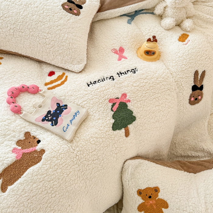 91家纺网 家纺一手货源 找家纺 懒猫家纺 2024新款羊羔绒刺绣四件套 奇妙兔