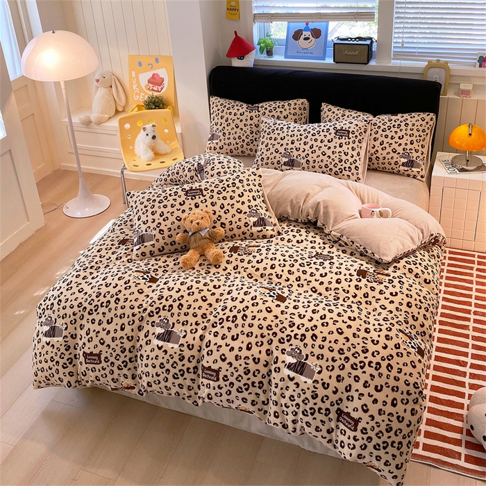 91家纺网 家纺一手货源 找家纺 （总）佰亿莱 2025直播新款印花小清新法莱绒牛奶绒四件套