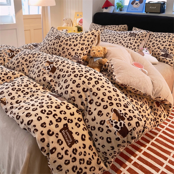 91家纺网 家纺一手货源 找家纺 （总）佰亿莱 2025直播新款印花小清新法莱绒牛奶绒四件套