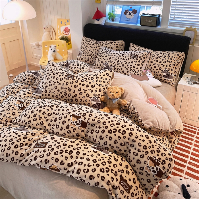 91家纺网 家纺一手货源 找家纺 （总）佰亿莱 2025直播新款印花小清新法莱绒牛奶绒四件套