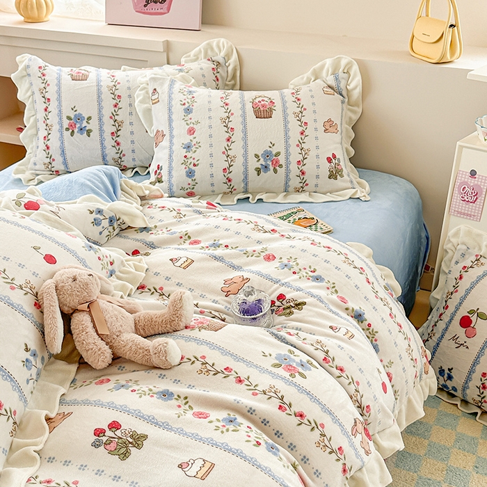 91家纺网 家纺一手货源 找家纺 懒猫家纺 2025新款韩版牛奶绒四件套 花园小兔