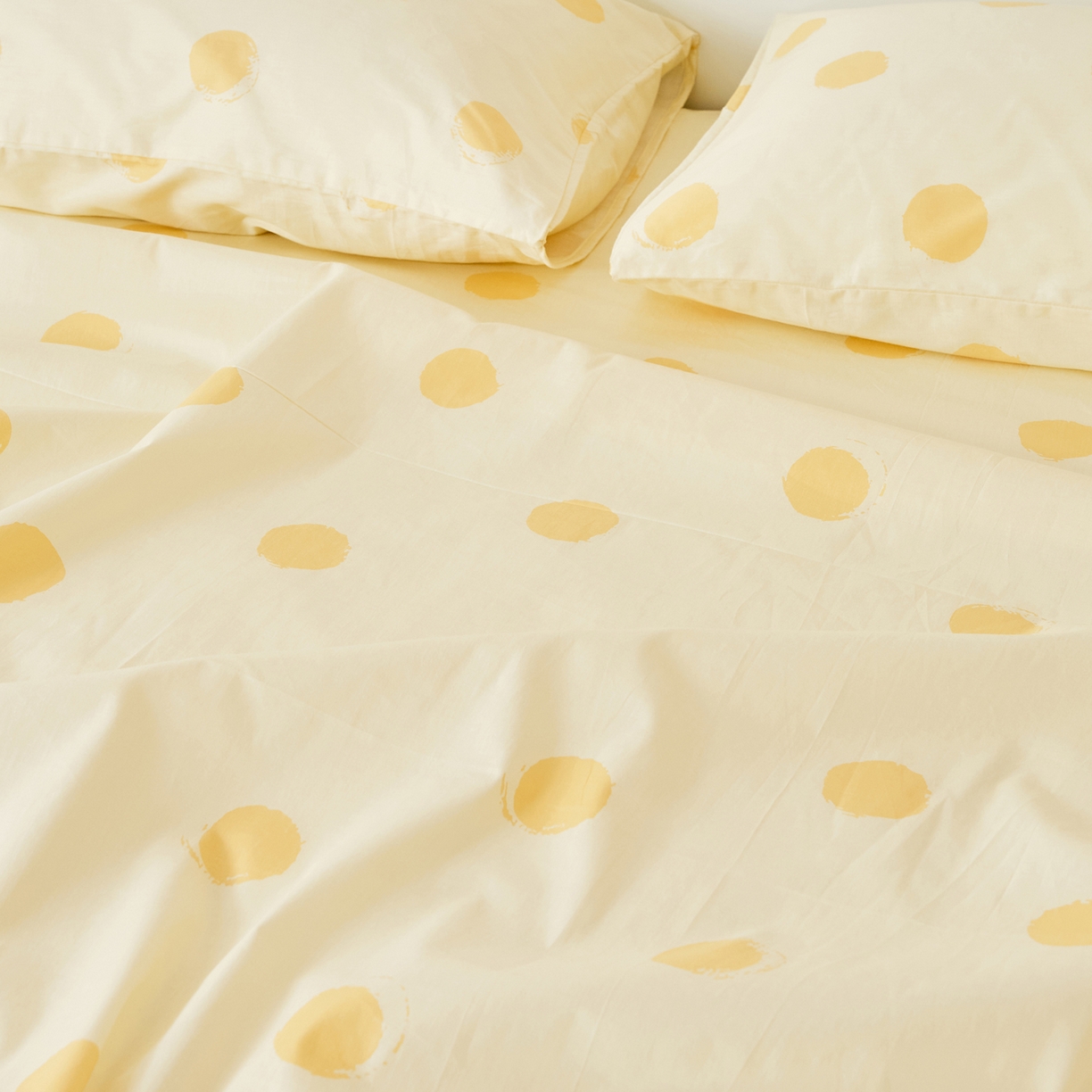 91家纺网 家纺一手货源 找家纺 EH家居 2025新款全棉小清新印花单床单-织光系列 黄色大波点