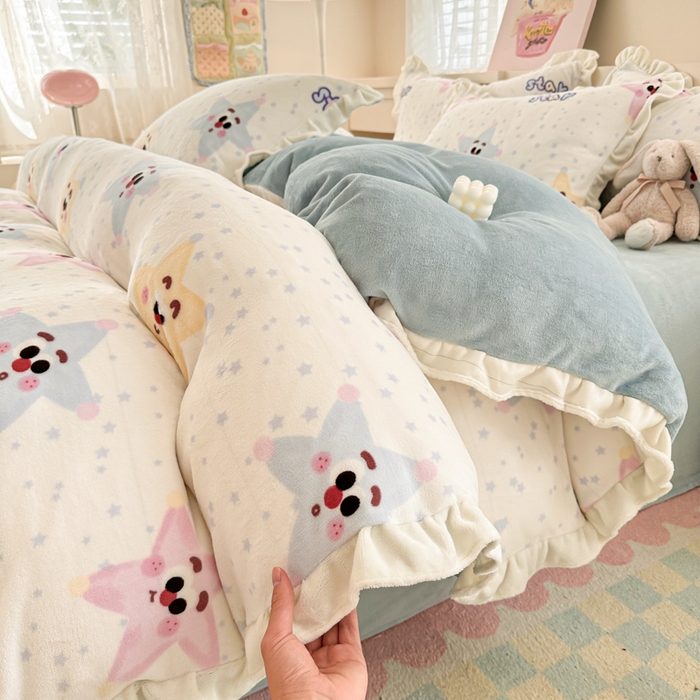 91家纺网 家纺一手货源 找家纺 懒猫家纺 2025新款韩版牛奶绒四件套 多彩繁星