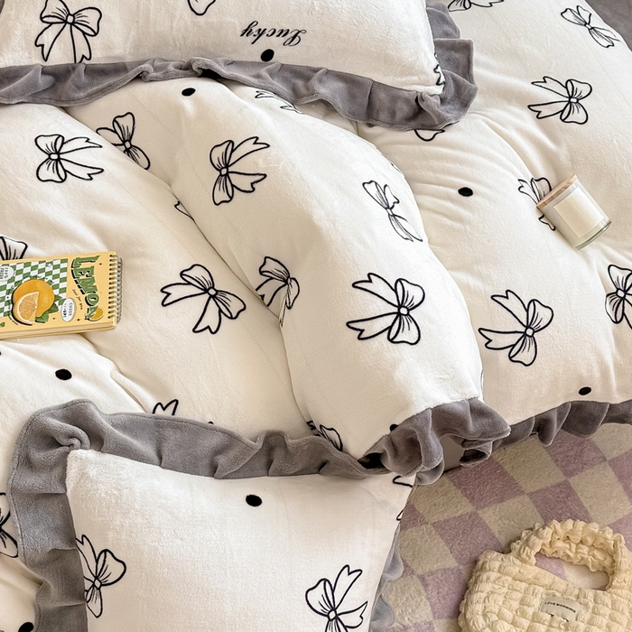 91家纺网 家纺一手货源 找家纺 懒猫家纺 2025新款韩版牛奶绒四件套 蝴蝶结