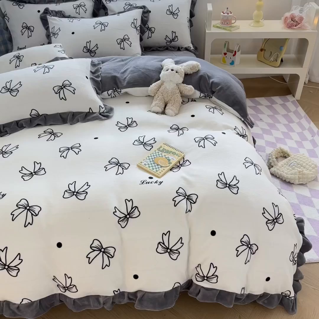 91家纺网 家纺一手货源 找家纺 懒猫家纺 2025新款韩版牛奶绒四件套 蝴蝶结