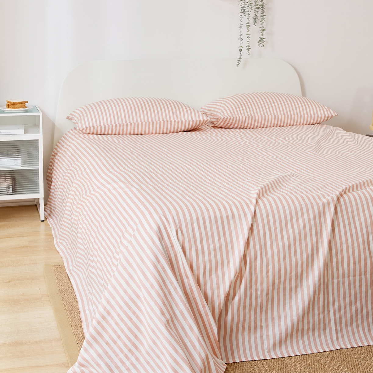 91家纺网 家纺一手货源 找家纺 EH家居 2025新款全棉小清新印花单床单-织光系列 微糖条纹