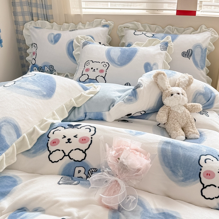 91家纺网 家纺一手货源 找家纺 懒猫家纺 2025新款韩版牛奶绒四件套 可爱熊