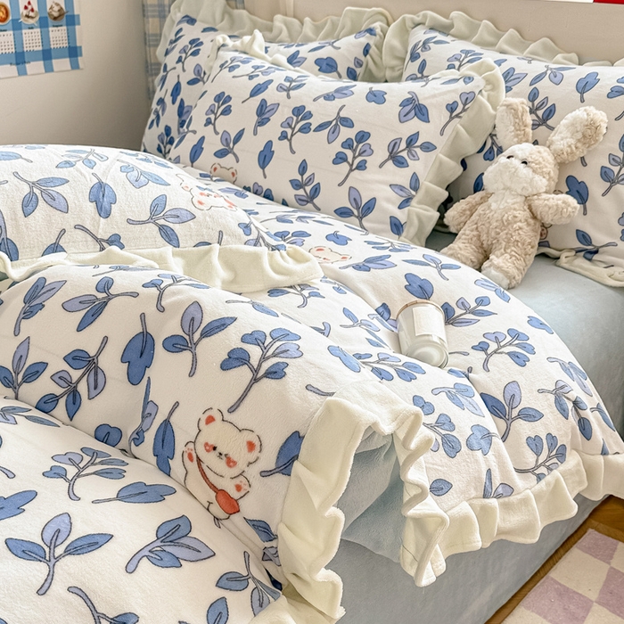 91家纺网 家纺一手货源 找家纺 懒猫家纺 2025新款韩版牛奶绒四件套 快乐熊